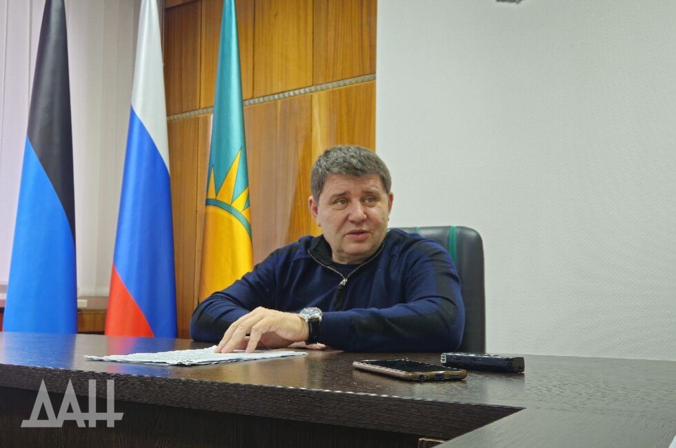 Глава Макеевки заявил о бурном росте общепита в 2025 году За год в городе открылось 21 заведение общественного питания включая кафе кофейни столовые студии японской кухни Меню на любой вкус Причем не только появились новые заведения но и расширились полюбившиеся макеевчанам сетевые сообщил   глава городского округа Владислав Ключаров Да у нас наблюдался бурный рост сферы общественного питания сказал он Это позволяет жителям выбирать места для отдыха и питания в соответствии с их предпочтениями и финансовыми возможностями Читать полностью  Подпишись на нас в MAX