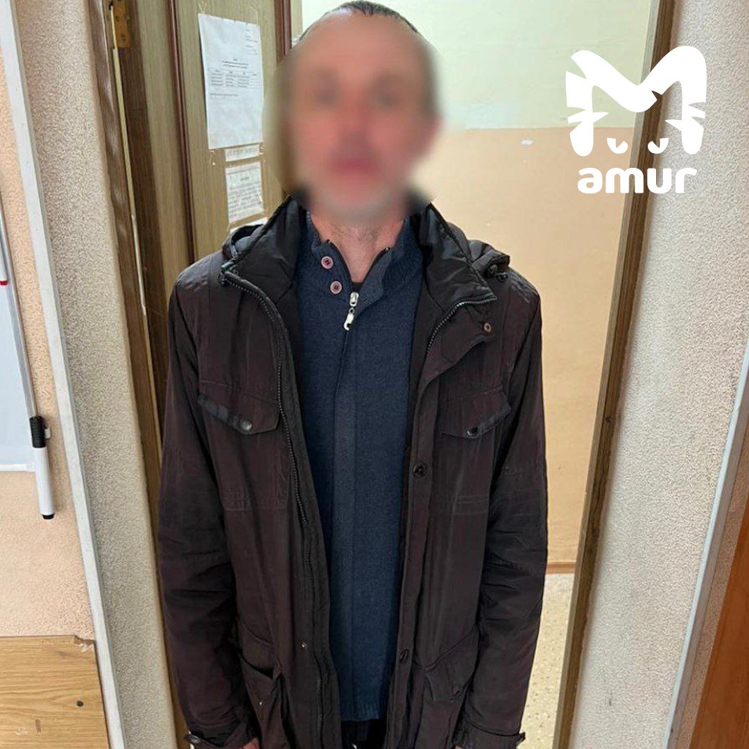 Опытный ворюга уснул в чужой квартире во время грабежа в Благовещенске Сладко посапывающее тело хозяйка квадратов на Калинина обнаружила когда вернулась с ночной смены Рядом лежало бережно упакованное добро телек бензопила и проч Спящего красавца задержали полицейские Ему 45 в жизненном багаже уже есть статьи за кражи и продажу наркоты По новой уголовке ему маячит до шести лет сгорел уснул на работе Подписывайся на Amur Mash