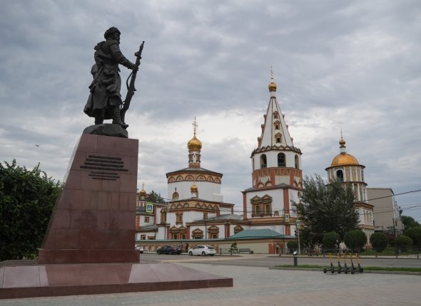Продажу алкоголя ограничат в Иркутске в День города Спиртное не будут продавать в местах праздничных мероприятий Читать подробнее на сайте...