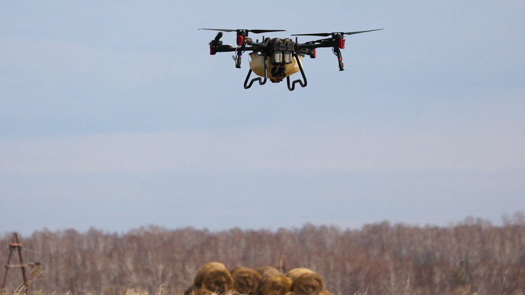 Ученые из Алтайского края создали батарею для дронов заряжаемую электромагнитными волнами clck ru 3Q9tvU