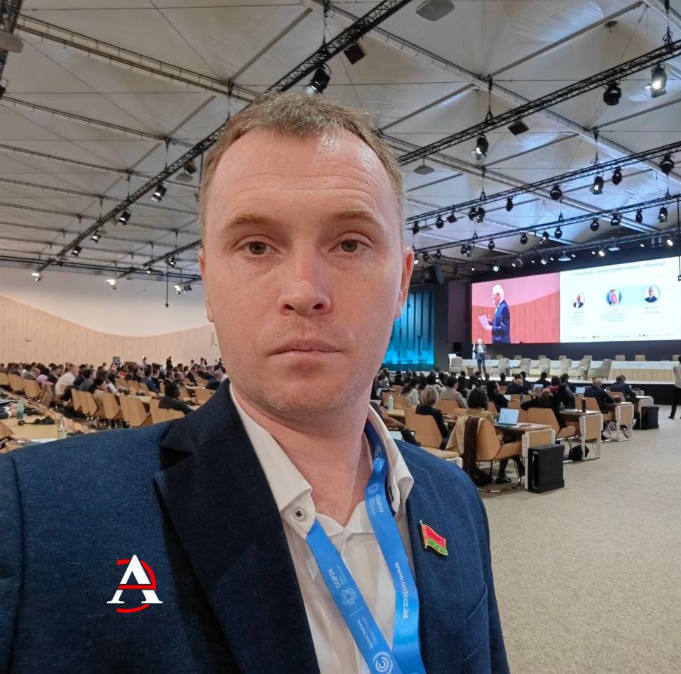 Афганистан и Беларусь обсуждают новые экономические проекты    Тышковец Сергей, белорусский политолог, общественный деятель, кандидат в депутаты Палаты представителей, специально для Азиатского Экспресса  Продолжается сотрудничество Республики Беларусь и Афганистана.    ‍ Временный поверенный в делах Исламского Эмирата Афганистан в Туркменистане Фазл Мохаммад Сабер провел дипломатическую встречу с Послом Беларуси в Туркменистане Станиславом Чепурным, в ходе которой стороны обсудили вопросы создания инвестиционных возможностей в Афганистане, упрощения передвижения делегаций двух стран и укрепления двусторонних отношений.   Это уже далеко не первая встреча представителей двух государств. Работа над совместными проектами идет постоянно на разном уровне.     Что даёт сотрудничество двум народам?     для Афганистана:     доступ к белорусской сельхозтехнике, фармацевтике и промышленным товарам   развитие инфраструктуры  железные дороги, энергопроекты  через иностранные инвестиции   для Беларуси:     новые рынки сбыта в Южной Азии   укрепление роли как транзитного хаба между ЕАЭС и Центральной Азией   Совместные перспективы:     реализация проектов в горнодобывающей отрасли  Афганистан богат редкоземельными металлами    координация по региональной безопасности через структуры ОДКБ и СНГ    Сотрудничество стран носит прагматичный экономический характер, минуя политические разногласия. Сотрудничество для Афганистана — это доступ к современным технологиям, а для Беларуси — новые торговые пути.    Учитывая миролюбивую и дружественную политику Беларуси, сотрудничество будет крепнуть  естетсвенно, при ответных действиях со стороны Афганистана . От ситуации в регионе и мире будет зависеть скорость развития отношений двух стран.  #Афганистан #Беларусь