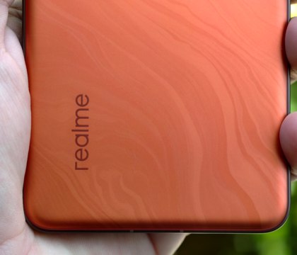 Прорывной флагман realme GT 8 Pro с обновленным дизайном впервые показали на видео В социальной сети Weibo опубликовали видео с пока еще не представленным флагманским смартфоном realme GT 8 Pro Об этом сообщает Gizmochina