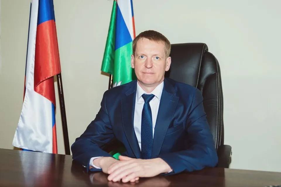 Заместителем главы Россельхознадзора назначен Роман Милорадов. Он сменил на этом посту Антона Кармазина, который был освобожден от должности в конце апреля. Роман Милорадов работает в РСХН с 2008 года, а с ноября 2024 года возглавляет Управление службы по Москве, Московской и Тульской областям. На новой должности он будет курировать работу нескольких ГИС. Роман Милорадов родился 29 августа 1975 года в Калининской области. В 2002 году окончил Тверскую сельскохозяйственную академию по специальности «экономика и управление аграрным производством». ™ Агрономика