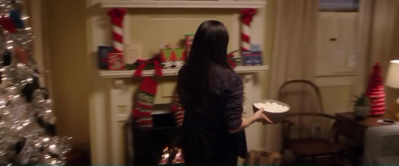 Депутат Дмитрий Певцов предлагает запретить попкорн в кинотеатрах