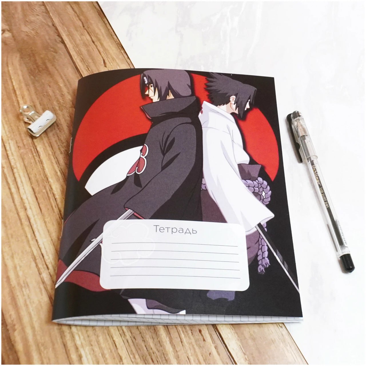 Роскомнадзор предлагает запретить школьные тетради с аниме и супергероями на обложках В ведомстве считают что оформление тетрадей должно регулировать государство и призвали печатать на тетрадках богатырей