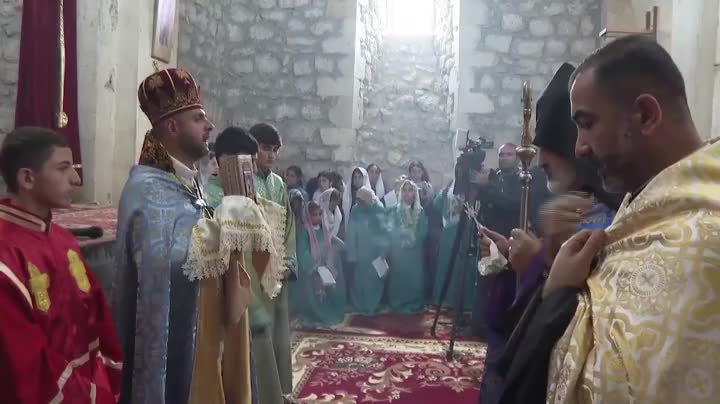 Протест священников ААЦ у посольства Армении в Москве