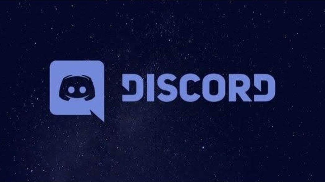 Данные пользователей Discord утекли из за кибератаки на стороннюю службу поддержки клиентов Злоумышленники получили имена адреса e mail IP данные историю обращений и транзакций Под удар попали и фото документов которые использовались для верификации возраста а также последние четыре цифры карт В самой Discord уточняют что их системы не взломаны утечка произошла только у подрядчика чьи сервисы были отключены Сейчас идёт расследование и пользователям рекомендуют быть осторожнее