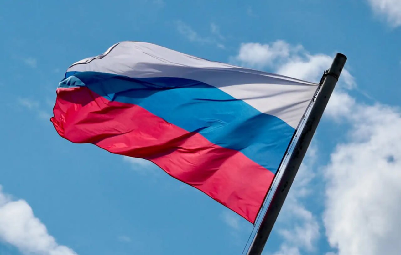 В конце XXI столетия средняя ожидаемая продолжительность жизни гражданина России перевалит далеко за 80 лет превысив среднеевропейский уровень Об этом Ридусу рассказал гериатр нейрофизиолог и геронтолог Валерий Новосёлов Если не будет каких то значительных научных прорывов то очевидно что россияне к концу века нашего века будут жить в среднем около 84 лет Любопытно что по расчётам ВОЗ и ООН средняя ожидаемая продолжительность жизни в Европе в целом составит порядка 80 лет а в странах Северной Европы 89 лет сказал гериатр Ридусу   www ridus ru n 788847 ridusnews