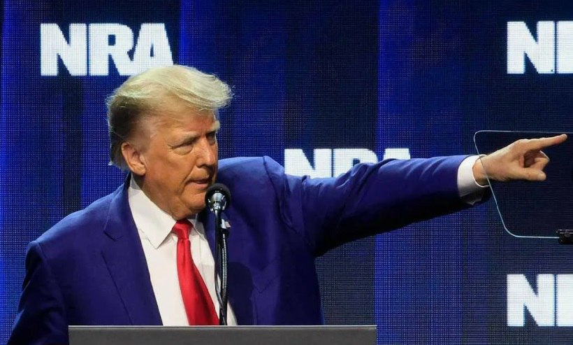 Украинцы начали покидать США из-за миграционной политики Трампа По сообщению издания Le Monde, украинцы, перебравшиеся в США после начала конфликта, возвращаются в Европу, опасаясь депортации и других санкций в рамках новой политики главы Белого дома. Многие украинцы разочаровались в Трампе из-за его непостоянства в поддержке киевского режима и суровых мер в отношении тех, кто приехал после начала украинского конфликта Так барин в итоге плохой или хороший? Видимо, зависит от того, какая реакция следует на очередное "дай". Украина.ру — подписаться и знать больше