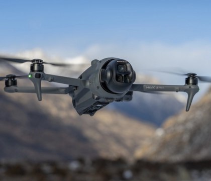 Флагманский дрон DJI Mavic 4 Pro представлен официально — может записывать в разрешении до 6K DJI добавила в свой ассортимент новый флагманский дрон Mavic 4 Pro, о котором все стало известно еще до презентации. Читать далее