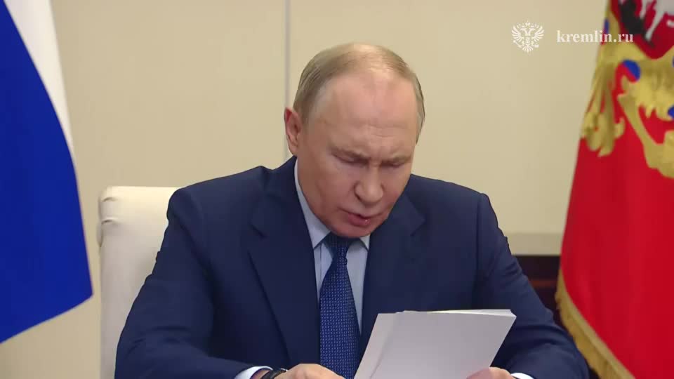 Путин подчеркивает важность технологий для России в 2025 году
