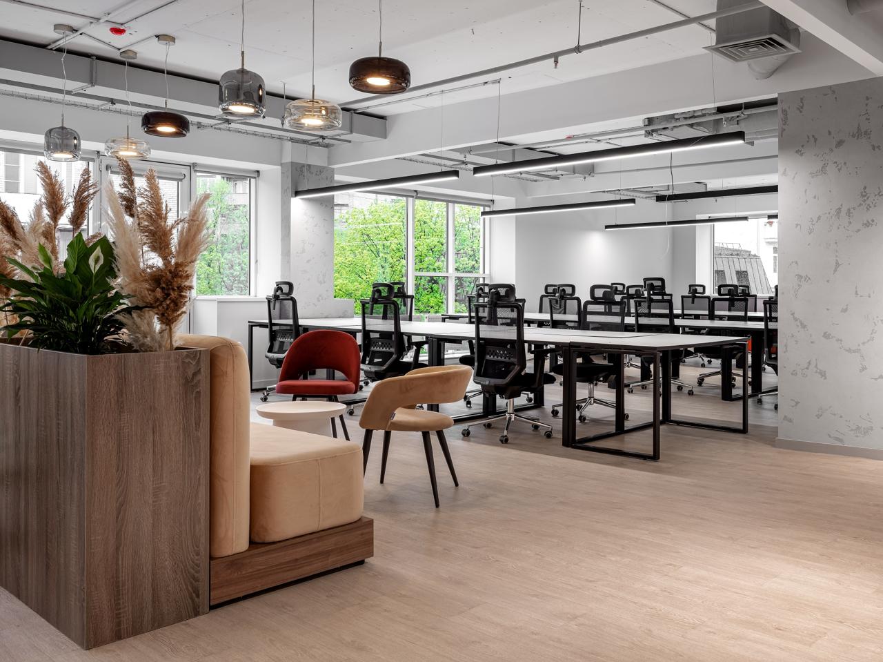 cre news Aspace закрыл четыре сделки на площадках сети Оператор сервисных офисов Aspace заключил четыре сделки в сентябре октябре сдав в аренду 222 рабочих места Среди арендаторов Go Mobile Финтех платформа Инновационный кластер и Гоуланг Технологии Подробнее   cre ru news 100400