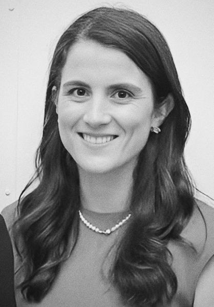 NBC News сообщил о смерти внучки 35 го президента США Джона Фицджеральда Кеннеди Татьяна Шлоссберг скончалась на 36 м году жизни По данным телеканала у женщины был острый миелоидный лейкозом с редкой мутацией Шлоссберг занималась журналистикой Диагноз ей поставили в мае 2024 года она прошла курс химиотерапии а также перенесла две операции по пересадке стволовых клеток Подписаться на Говорит Москва Telegram VK MAX