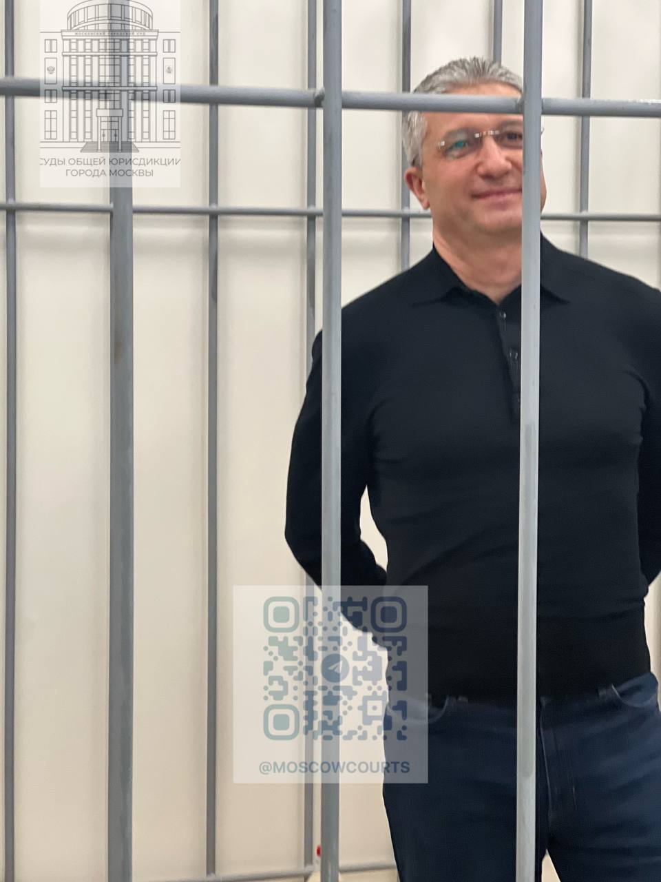 Московский городской суд готовится огласить приговор по делу, которое курируют с особым вниманием — на скамье подсудимых бывший заместитель Министра обороны Российской Федерации Тимур Вадимович Иванов и его соучастник Антон Вячеславович Филатов. Заседание назначено в ближайшее время, меры безопасности усилены, а вход в зал будет ограничен.  Для доп. информации, конфиденциально: privnote .media     Компромат Групп     Для обращений