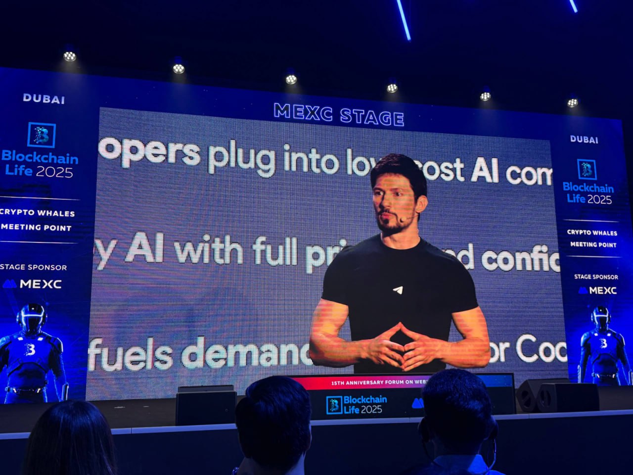 Павел Дуров запускает децентрализованную сеть для ИИ инференса Cocoon Confidential Compute Open Network Владельцы GPU смогут сдавать мощности в аренду для запуска на них ИИ моделей и получать за это награду в криптовалюте TON Первым крупным клиентом Cocoon будет сам Telegram Сейчас принимают заявки от разработчиков моделей и от владельцев железа Запуск в ноябре