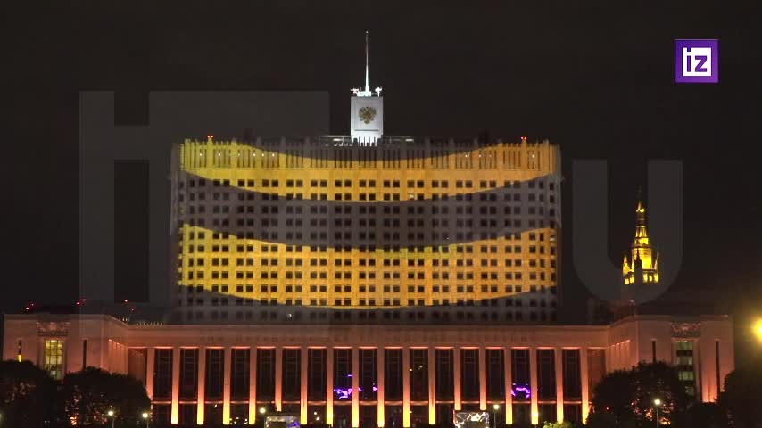 В Москве и Токио отметили 80-летие Великой Победы с уникальными проекциями