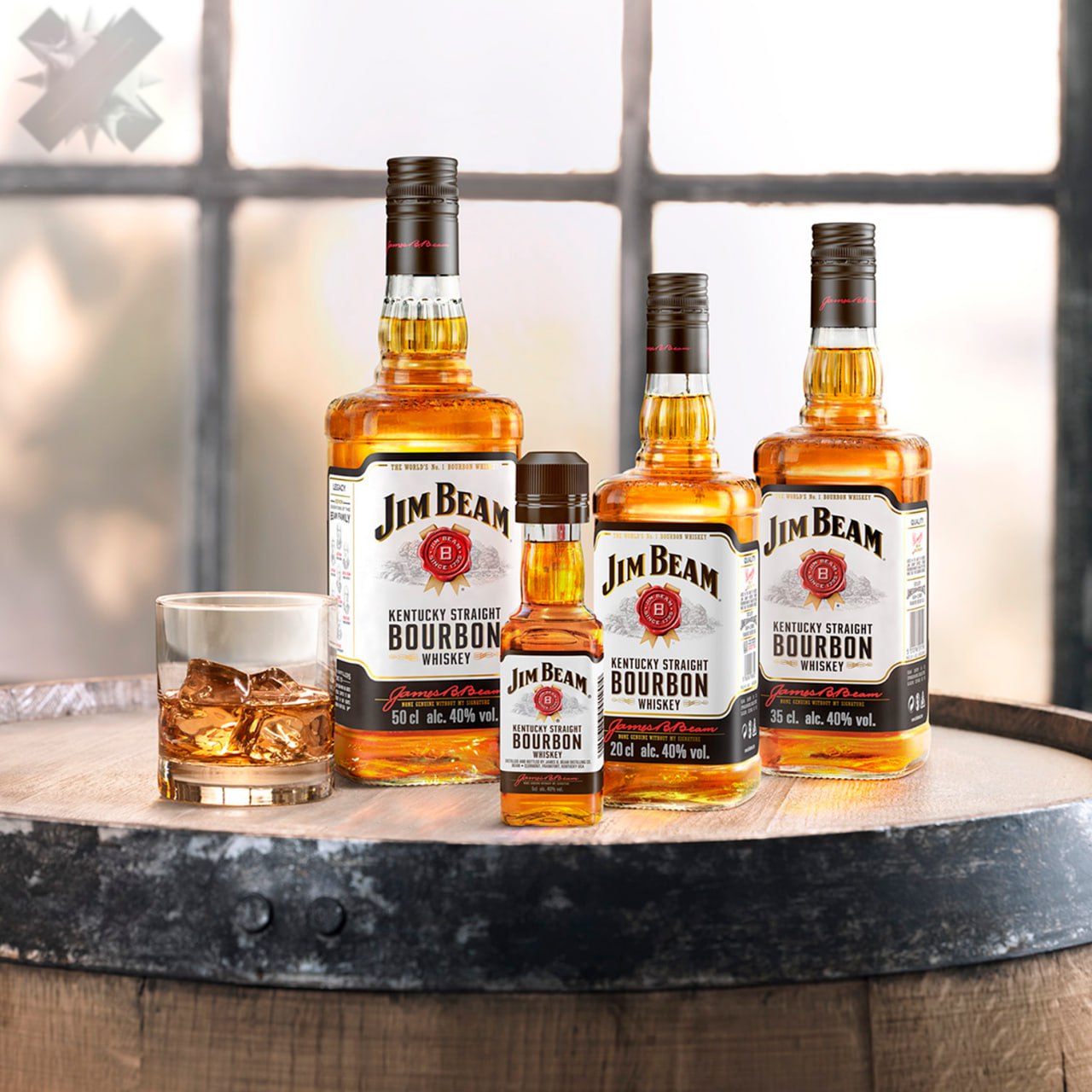 Jim Beam закрывает свой главный завод на весь 2026 год Производство легендарного бурбона приостановят для масштабной модернизации мощностей В Кентукки центре американского бурбона это вызвало лёгкую панику среди производителей неопределённость с поставками и продажами за рубеж усилилась Причина ответные импортные пошлины на алкоголь после мировых тарифов введённых США в апреле эх жаль у меня запаска не паникую не пью НМШ