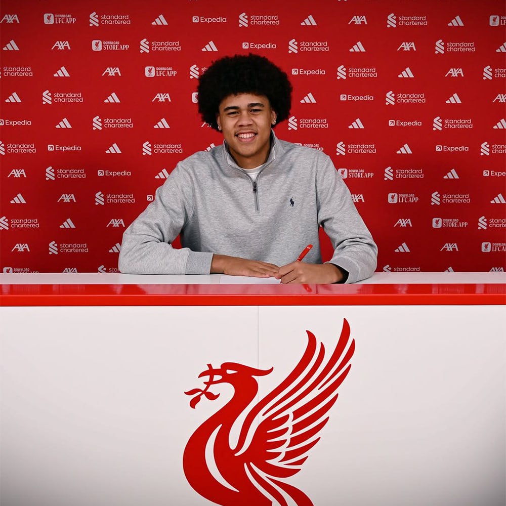 Футболист с российскими корнями подписал контракт с Ливерпулем 17 летний защитник Ифеаньи Ндукве выступает за австрийскую Аустрию но уже летом присоединится к английскому гранду по достижении 18 лет У Ндукве мама из России а папа из Нигерии а сам он родился в Вене Подписывайтесь на РИА Новости Спорт в MAX