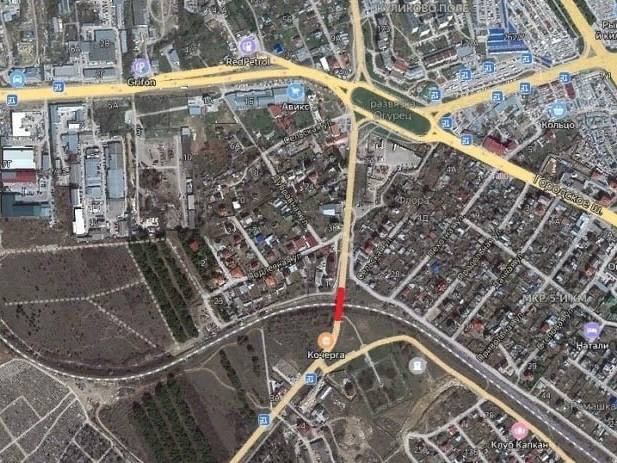 Путепровод в районе «Огурца» готовят к реконструкции Пока что официальный контракт находится на стадии «Исполнение», но в городе уже анонсировали общественные обсуждения проекта планировки территории предстоящих работ. Путепровод планируют расширить с двух до четырёх полос. Их ширину и размеры самого моста определят в ходе проектирования.