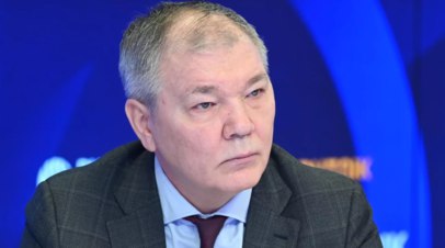 Калашников предложил вернуться к созданию парламента Союзного государства   Глава комитета Госдумы по делам СНГ, евразийской интеграции и связям с соотечественниками Леонид Калашников предложил снова обсудить создание парламента Союзного государства России и Белоруссии.  Читать далее