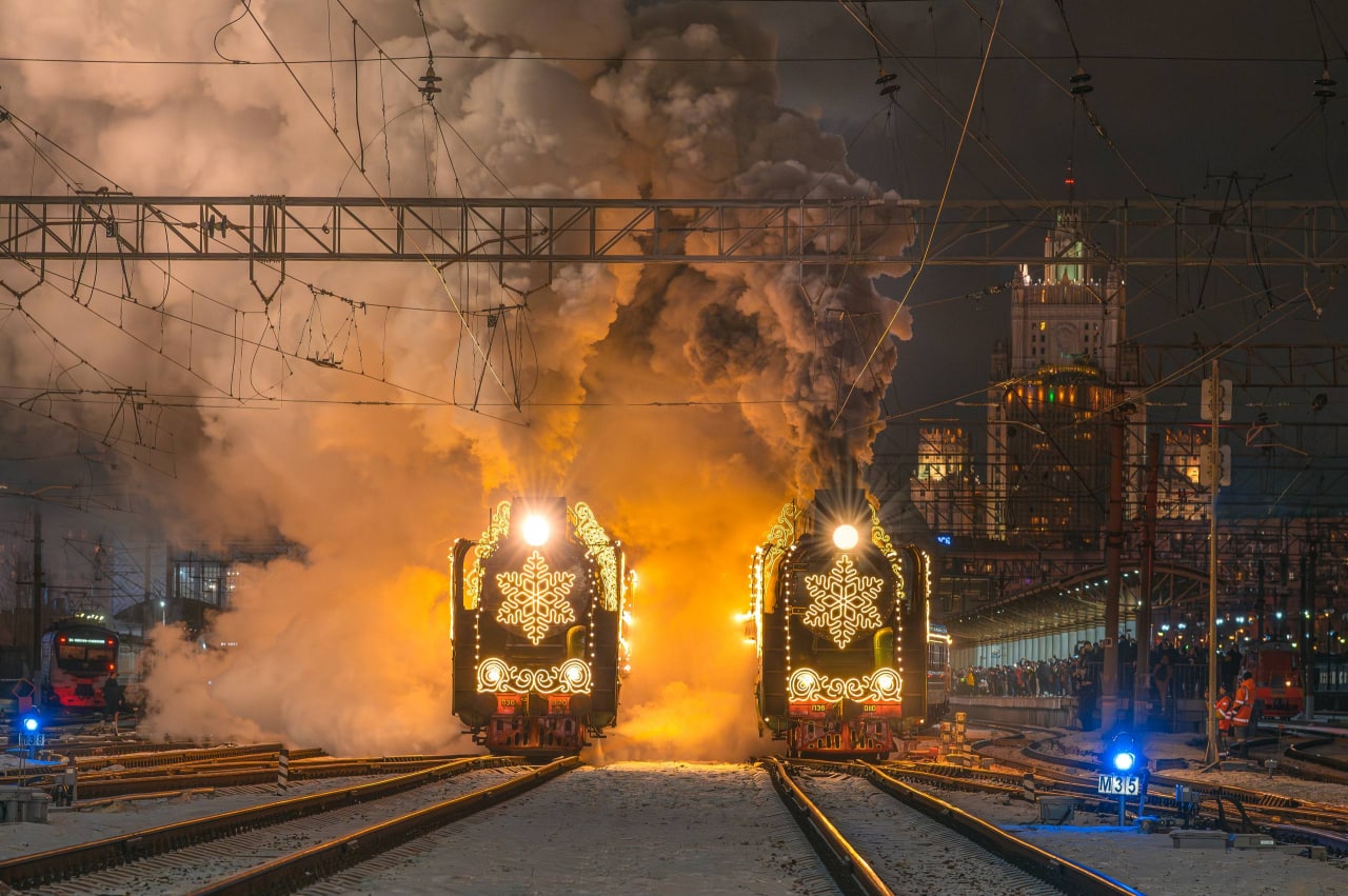 Поезд Деда Мороза прибыл на Киевский вокзал Москвы Самый волшебный поезд в стране проработает в столице два дня 2 и 3 января Главное здесь Подписывайтесь
