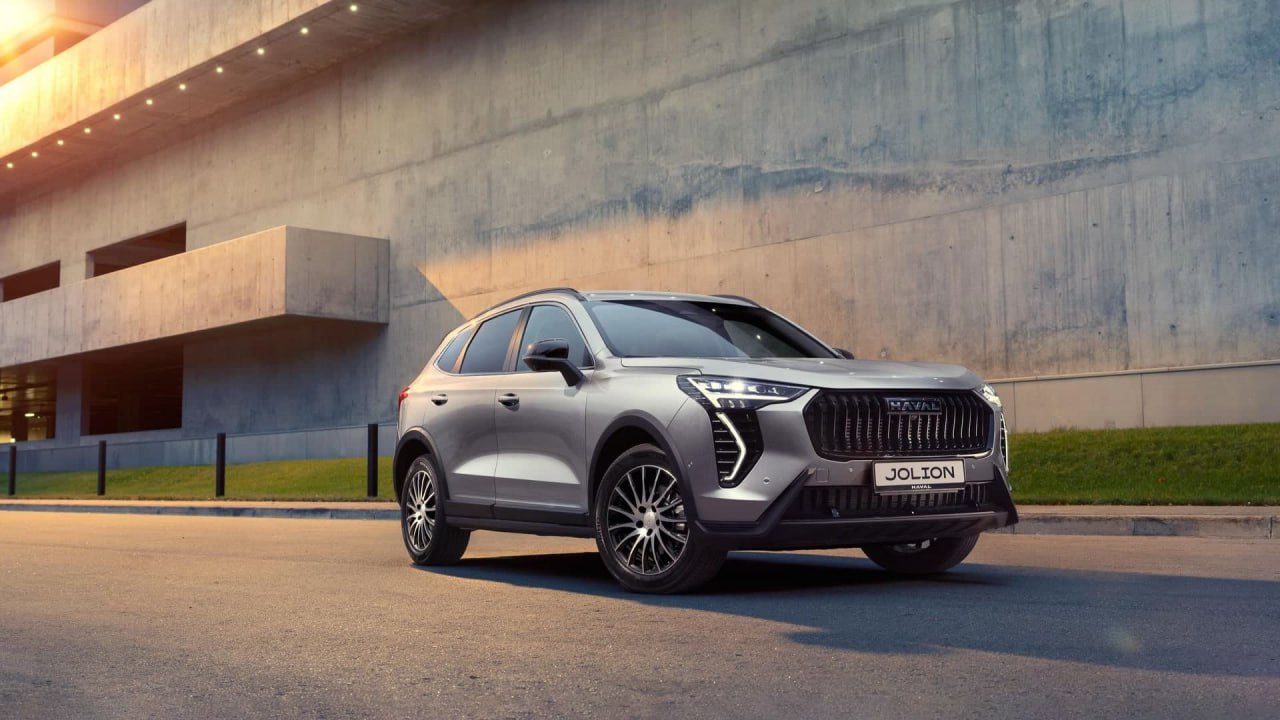 Кроссовер Haval Jolion с передним приводом заметно прибавит в динамике за счёт появления нового мотора стало известно из текста российского ОТТС Автомобиль получит новый двигатель с индексом GW4B15L Его мощность увеличилась на 7 л с а крутящий момент прибавил 60 Нм Его отдача составляет 150 л с и 270 Нм haval chinamashina news