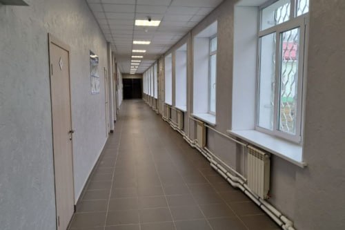 В Нижнем Тагиле открылось новое здание полиции 20 Отдел переехал с тесного помещения в жилом доме на Проселочную 48 Теперь есть комфортные кабинеты для работы сотрудников и условия для эффективной службы Открытие посетили начальник ГУ МВД по Свердловской области Александр Мешков руководитель тагильского гарнизона ОВД полковник Ибрагим Абдулкадыров и глава города Владислав Пинаев Фото В Н Горелых Подписаться на Уральский меридиан