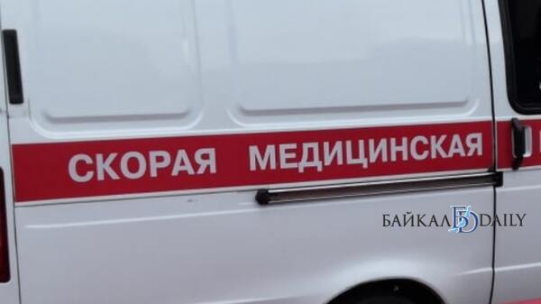 В Гусиноозёрске пятилетний ребёнок выпал из окна квартиры на пятом этаже. Ребёнка увезли в центральную районную больницу. В ОМВД по Селенгинскому району напомнили: такие инциденты, как правило, случаются из-за недостаточного контроля со стороны взрослых