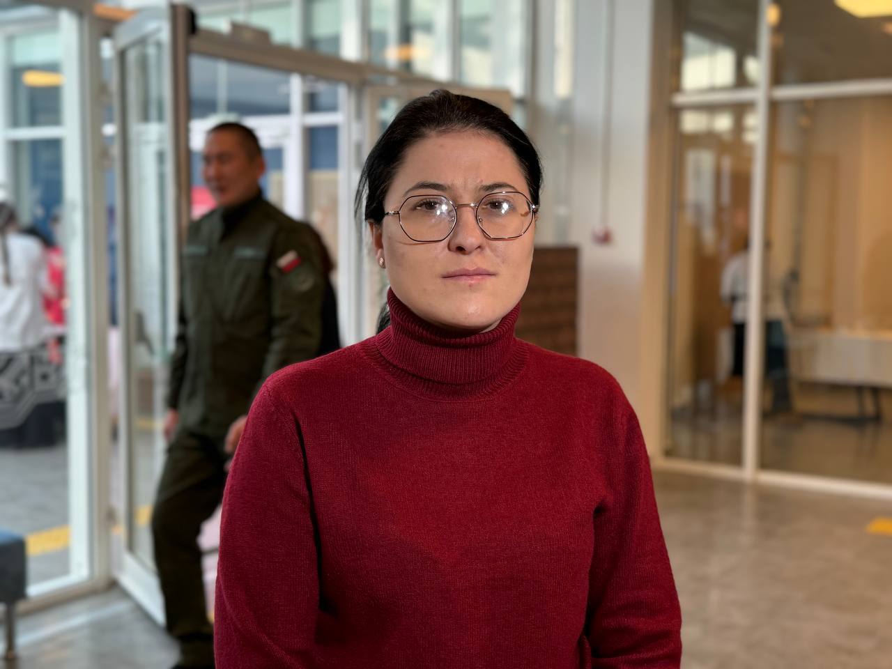 Якутия занимает лидерские позиции в поддержке военнослужащих федеральный эксперт В Якутске проходит республиканский форум Общероссийской акции взаимопомощи МЫВМЕСТЕ который объединил волонтеров республики и федеральных экспертов Одним из спикеров стала Айшат Нажмудинова учредитель движения Волонтеры медики на Ямале и эксперт в области добровольчества Мы были приглашены на республиканский форум с целью прокачать волонтеров Важно направить их в нужное русло замотивировать и помочь развить новые векторы отметила эксперт Подробнее   ulusmedia Читайте нас в MAX