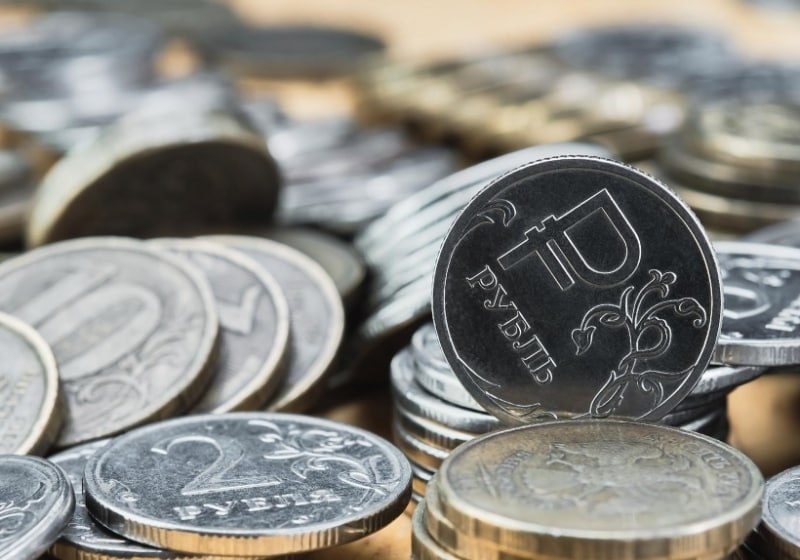 Где в Омской области зарплаты растут быстрее всего Аналитики hh ru выяснили в каких сферах Омской области сильнее всего выросли зарплатные предложения за 2023 2025 годы Самый заметный рост зафиксирован у промоутеров 150 до 75 тыс рублей у маляров и штукатуров 126 до 169 9 тыс рублей у контролёров ОТК 93 до 135 3 тыс рублей В список также вошли монтажники разнорабочие страховые агенты системные инженеры и коммерческие директора