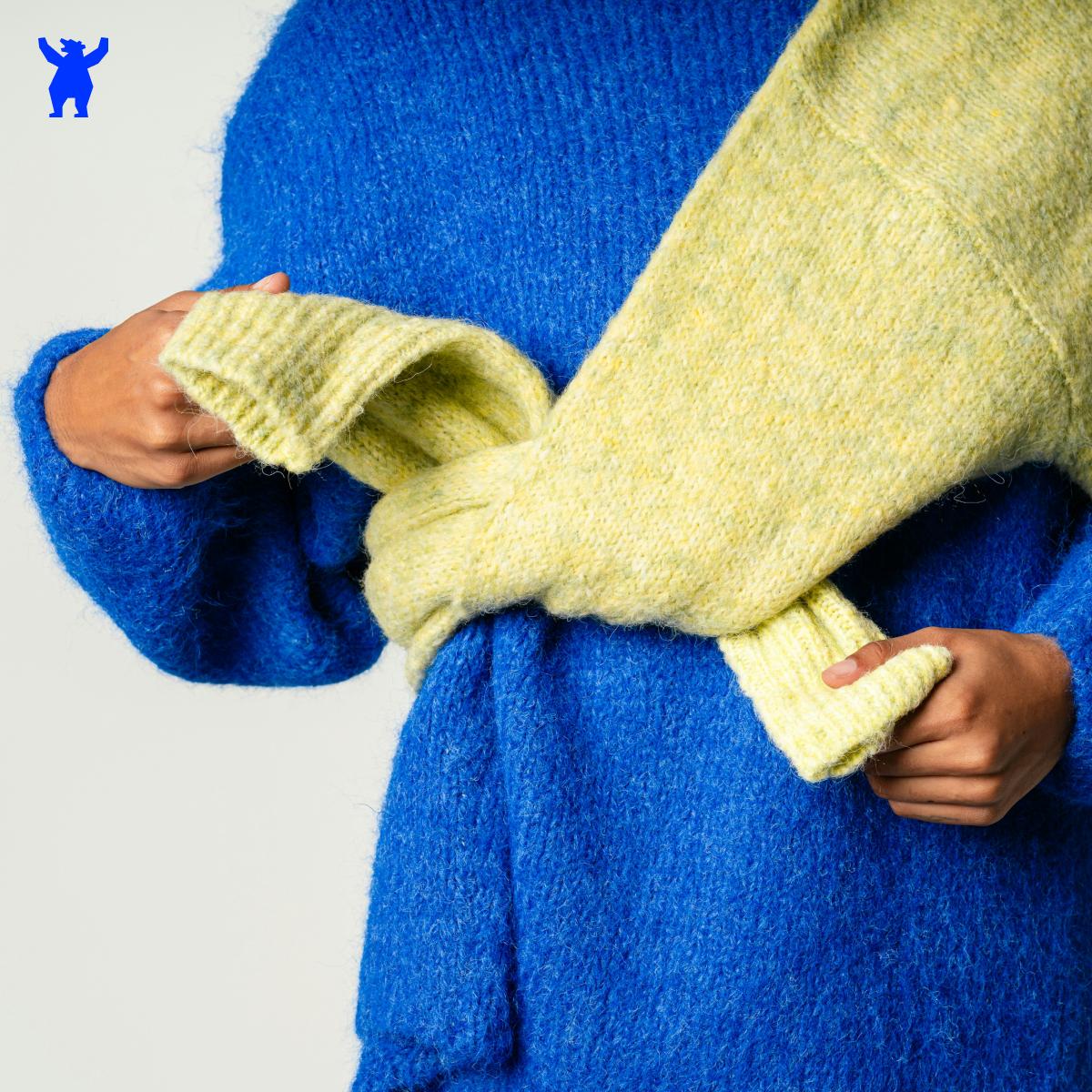 Единая комиссия 37 и бесплатное хранение новые правила для продавцов на Lamoda Компания изменила оферту для продавцов Новые условия Бесплатное хранение товаров с оборачиваемостью до 360 дней 37 комиссия для продавцов на модели FBO когда товар хранится на складе площадки 19 комиссия для продавцов по схеме FBS когда продавец хранит и отправляет товары сам Отдельные комиссии для дизайнеров брендов 17 для FBS и 35 для FBO Читайте на Russian Business rb ru