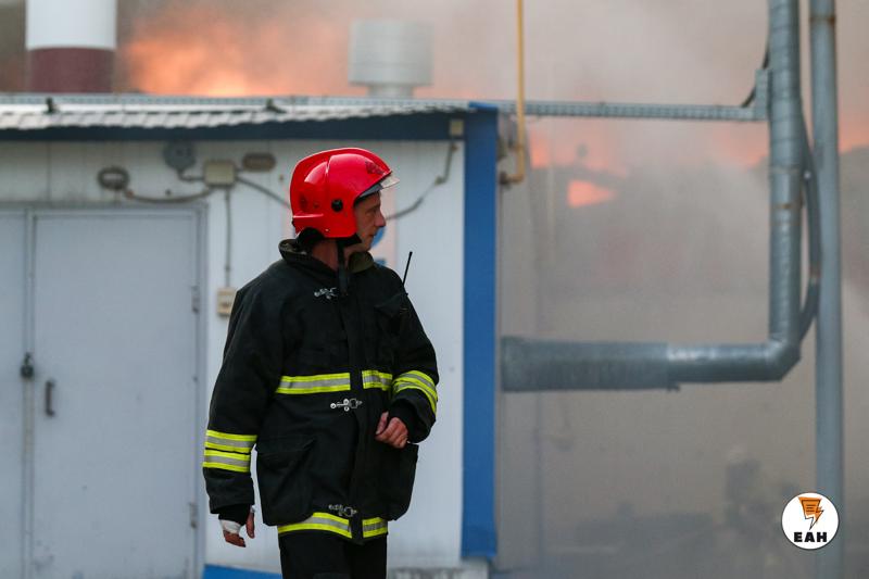 Звуки взрывов обеспокоили жителей Челябинска  В ГУ МЧС рассказали о вероятной причине. Оказалось, что звуки могли исходить из-за работ на предприятии в Ленинском районе.  «На заводе "Сигнал" сегодня с 9:00 до 12:00 запланированы соответствующие мероприятия. Возможно, слышно именно оттуда», - пояснили в ГУ МЧС.