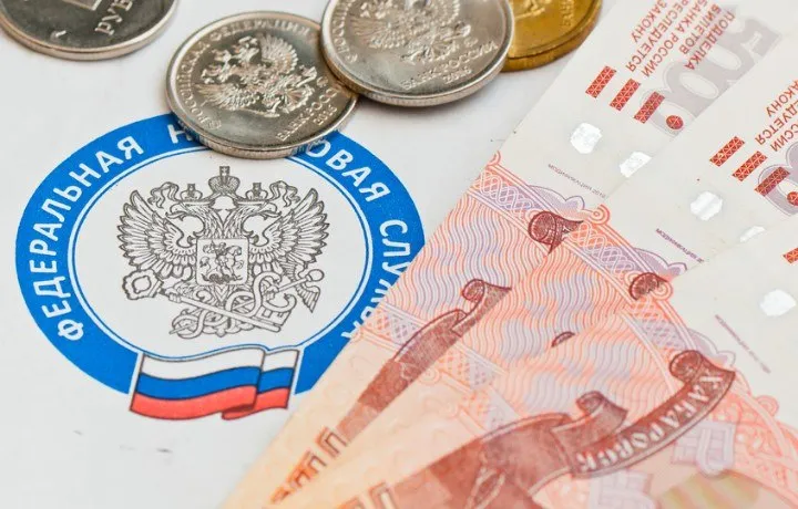 27 апреля Верховный Суд вынес Определение 302 ЭС18 22167 34 по делу А33 13756 2016 в котором разъяснен порядок взыскания текущей задолженности по уплате налогов и сборов с предприятия банкрота Как отметил один из экспертов АГ в этом деле ВС РФ разбирался в вопросе на стыке налогового законодательства и Закона о банкротстве Другая сочла что выводы Верховного Суда являются проналоговыми и их нельзя признать бесспорными Третий задался вопросом о том почему ошибка нижестоящих судов носит системный характер Подробнее читайте на сайте АГ
