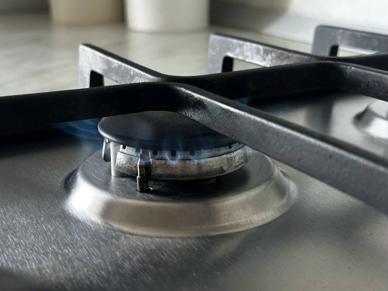 В селе Прасковея на некоторых улицах будет плановое отключение газа В связи проведением плановых работ на газопроводе АО «Буденновскгазпромбытсервис» с 8:00 29 мая до 17:00 30 мая будет приостановлена подача газа по следующим адресам в селе Прасковея: ул. Новая с № 2 по № 14 четная сторона , с № 15 по № 25 нечетная сторона ; ул. Верхняя с №1 по №13; ул. Техникумовская с №7 по №33 нечетная сторона , с № 12 по № 40 четная сторона ; ул. Борцов Революции с №10 по №36 четная сторона ; пер. Демьяна Бедного с №3 по №27 нечетная сторона , с №4 по №20 четная сторона ; ул. Степная №1 и с №10 по №14 четная сторона . Для исключения аварий и несчастных случаев при эксплуатации газового оборудования на период проведения работ убедительная просьба закрыть краны на газовых приборах и перед ними. При необходимости обращайтесь по номеру экстренного вызова 112 ЕДДС Буденновского муниципального округа.