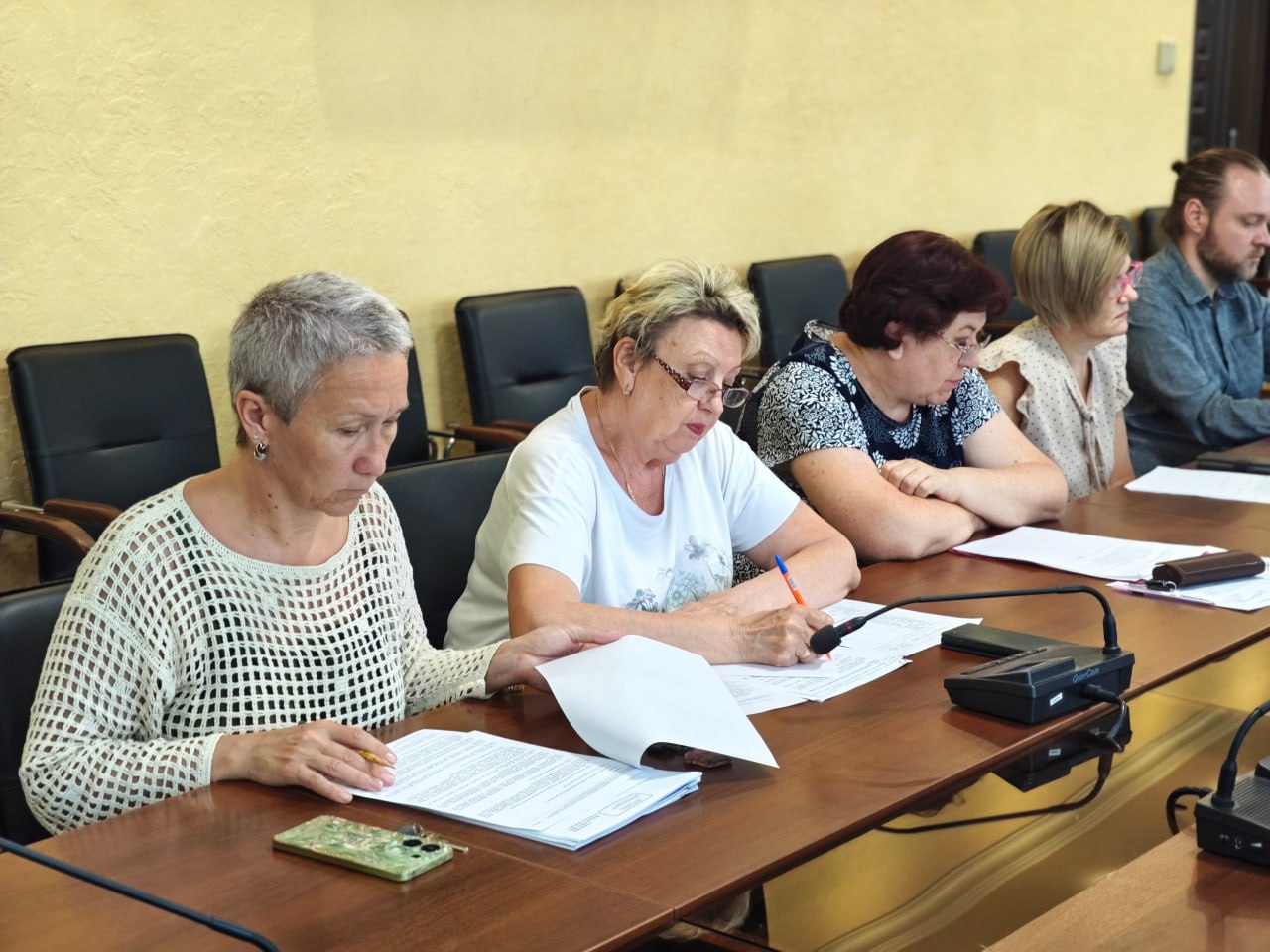 В БрГУ провели завершающее для текущего учебного года заседание методического совета Результаты внутреннего аудита учебно-методической деятельности, проходившего в соответствии с Программой внутреннего аудита учебно-методической деятельности структурных подразделений БрГУ на 2024/2025 учебный год, были освещены начальником учебного отдела С.Л. Переводовой. Председатели методических комиссий факультетов отчитались о проделанной методической работе за 2024/2025 учебный год. Итогам деятельности методического совета ФГБОУ ВО «БрГУ» за 2024/2025 учебный год и перспективам работы совета на следующий год был посвящен доклад председателя методического совета университета А.М.Патрусовой, проректора по образовательной деятельности. Качество годовой работы методкомиссий и методсовета оценено как отличное!