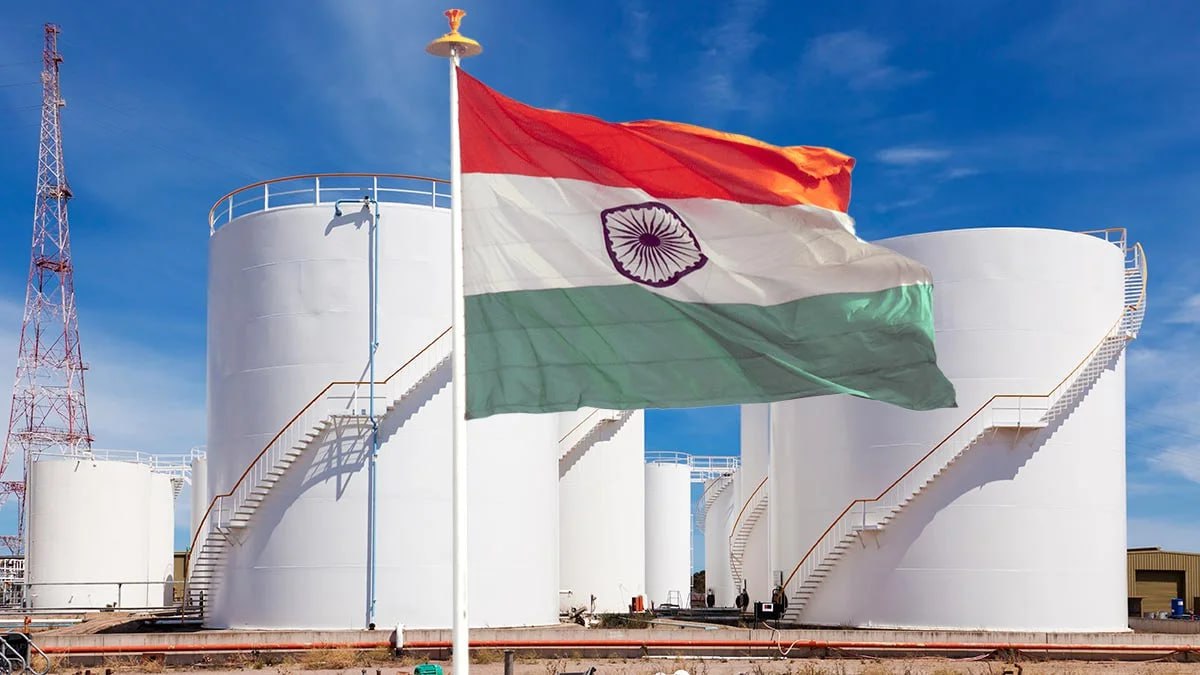 Объем нефти который Индия закупала в октябре у США достиг 540 тысяч баррелей в сутки рекордного показателя с 2022 года передает газета The Economic Times со ссылкой на аналитические данные Kpler jkinvest news jkinvest