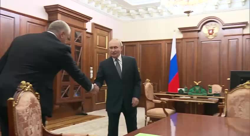 Путин и Аксенов обсудили развитие инфраструктуры Крыма