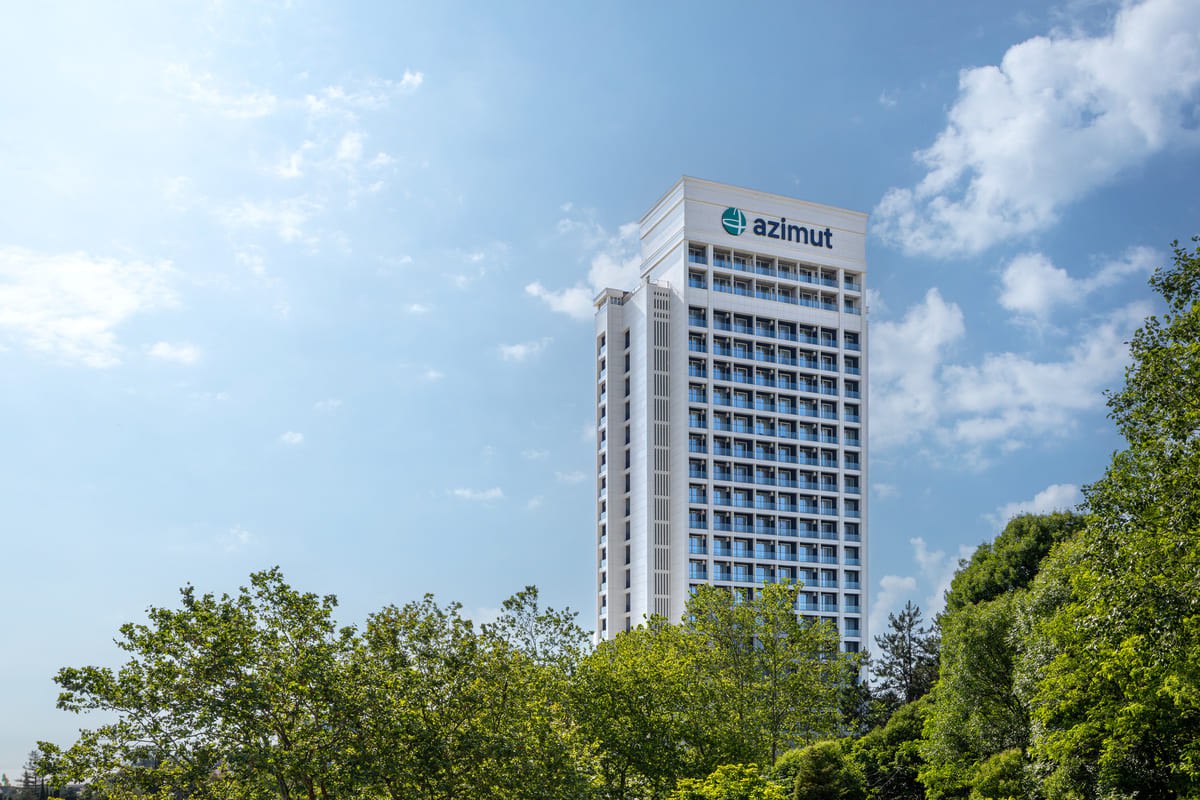 cre news Azimut Hotels обновил бывший пансионат Нева в Сочи Azimut Hotels открыл новый четырёхзвёздочный отель на 307 номеров в Сочи Комплекс площадью 23 5 тыс кв м расположен в бывшем пансионате Нева на Виноградной улице и стал примером бережной реконструкции советского архитектурного наследия Подробнее   cre ru news 100494