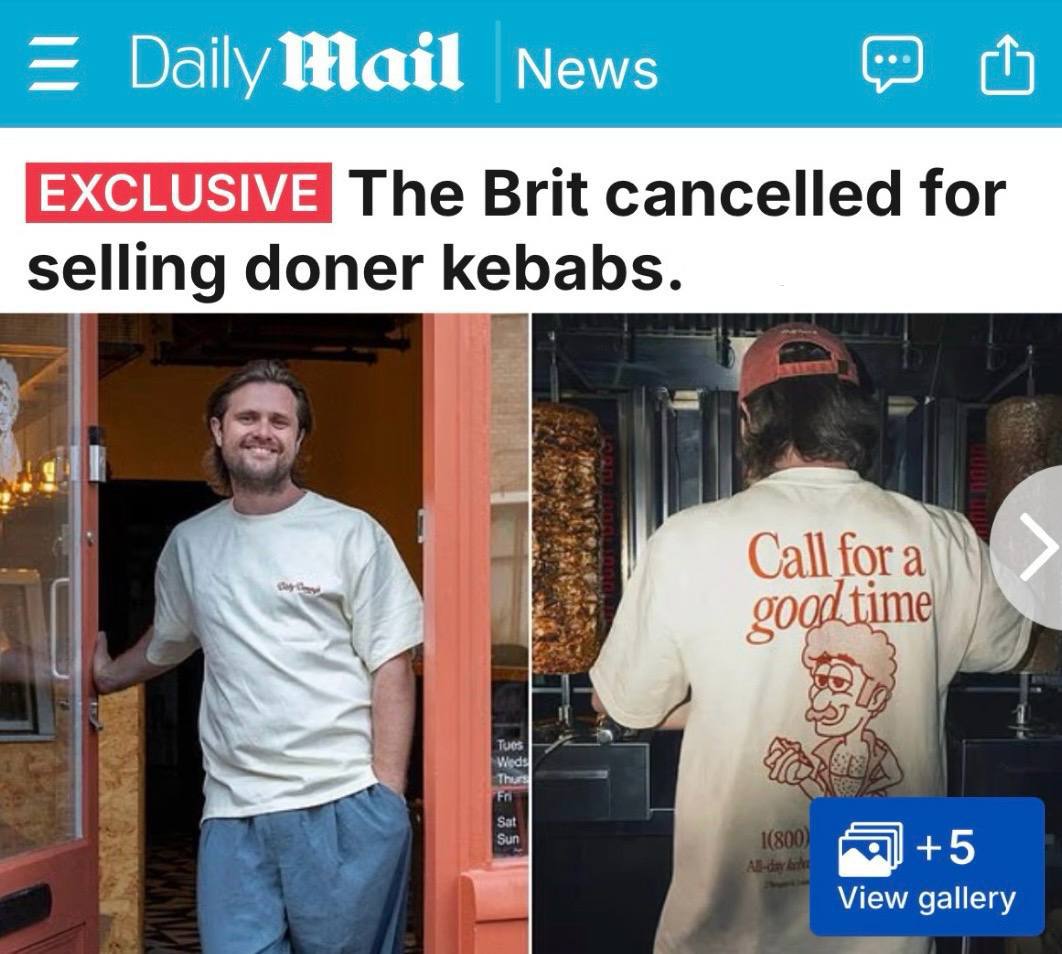 Британца отстранили от работы за продажу донер кебабов Владелец кебабной Dirty Donny s англичанин Саймон закрыл заведение после обвинений в культурной апроприации за то что белый парень продаёт кебабы в районе с большой турецкой общиной Дмитрий Никотин Подписаться