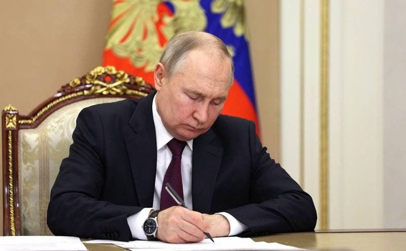 ‍ Владимир Путин подписал закон о штрафах за поиск экстремистского контента в интернете
