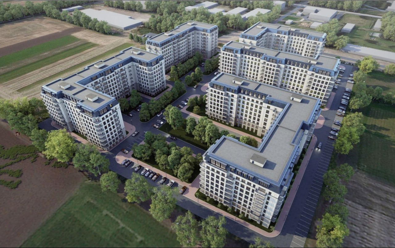 Мэрия Воронежа разрешила вырубить деревья в зоне культнаследия ради очередного ЖК Ради жилого комплекса «Оникс» рядом с агроуниверситетом им. Глинки. вырубят почти 50 деревьев. Там до 2030 года возведут четыре многоэтажки за 3,7 млрд рублей. Под топор отправят 49 деревьев, из них 39 — старые вязы диаметром до 80 см. Они находятся зоне регулирования застройки и хозяйственной деятельности объектов культурного наследия, где рубка старовозрастных деревьев запрещена. Но мэрии закон не писан. Они даже не стали определять возраст деревьев, просто выдали разрешение. Высаживать новые деревья тоже никто не собирается. Сайт / Телеграм / YouTube / TikTok / Поддержать
