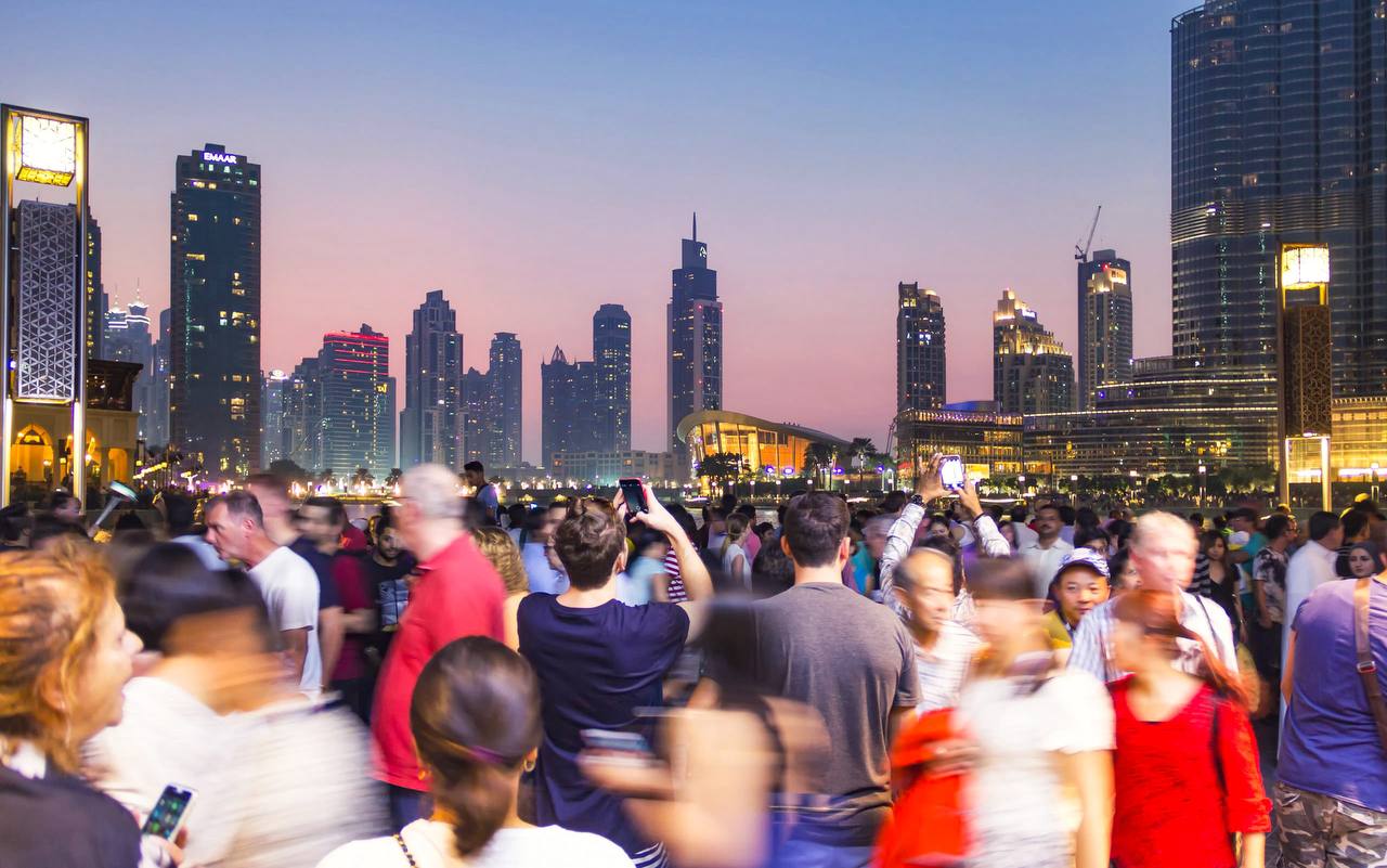 Население Дубая выросло на 17 669 человек за последний месяц Впечатляет правда DH news