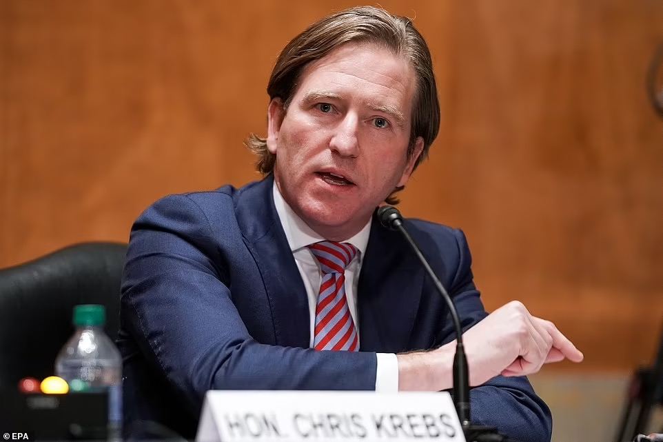 Власти США лишили бывшего главы Агентства по кибербезопасности и защите инфраструктуры CISA Криса Кребса доступа к государственной тайне. Соответствующее распоряжение подписал Дональд Трамп в рамках кампании по борьбе с цензурой и восстановлению доверия к правительству. Согласно президентскому меморандуму , все действующие допуски к секретной информации, выданные Кребсу, немедленно аннулируются. Аналогичное решение касается и его окружения, включая сотрудников компаний, с которыми он связан, в частности SentinelOne. Проверке подвергнутся не только действующие допуски, но и целесообразность их сохранения в будущем. Распоряжение предусматривает, что каждая федеральная структура обязана отменить любые активные разрешения на доступ к секретной информации, связанные с бывшим чиновником и его соратниками. Помимо этого, в документе предписана всесторонняя проверка всей деятельности Кребса во время его службы в правительстве, включая период его руководства CISA. Особое внимание будет уделено возможным случаям распространения засекреченной информации, нарушению стандартов поведения федеральных сотрудников, а также действиям, которые могли бы быть расценены как препятствующие свободе слова. Администрация Трампа обвинила Криса Кребса в систематическом использовании своего положения в ущерб политическим оппонентам. Под его руководством CISA якобы координировало усилия по блокировке консервативных точек зрения в социальных сетях, выдавая это за борьбу с дезинформацией. Утверждается, что агентство активно вмешивалось в информационное освещение предвыборной кампании, включая замалчивание истории с ноутбуком Хантера Байдена и дискредитацию критиков официальной позиции по COVID-19. Кребсу также вменяется в вину публичное отрицание фальсификаций на выборах 2020 года и категорическое игнорирование уязвимостей в системе голосования. Подобное поведение, по мнению команды Трампа, не соответствует стандартам государственной службы и свидетельствует о злоупотреблении полномочиями.