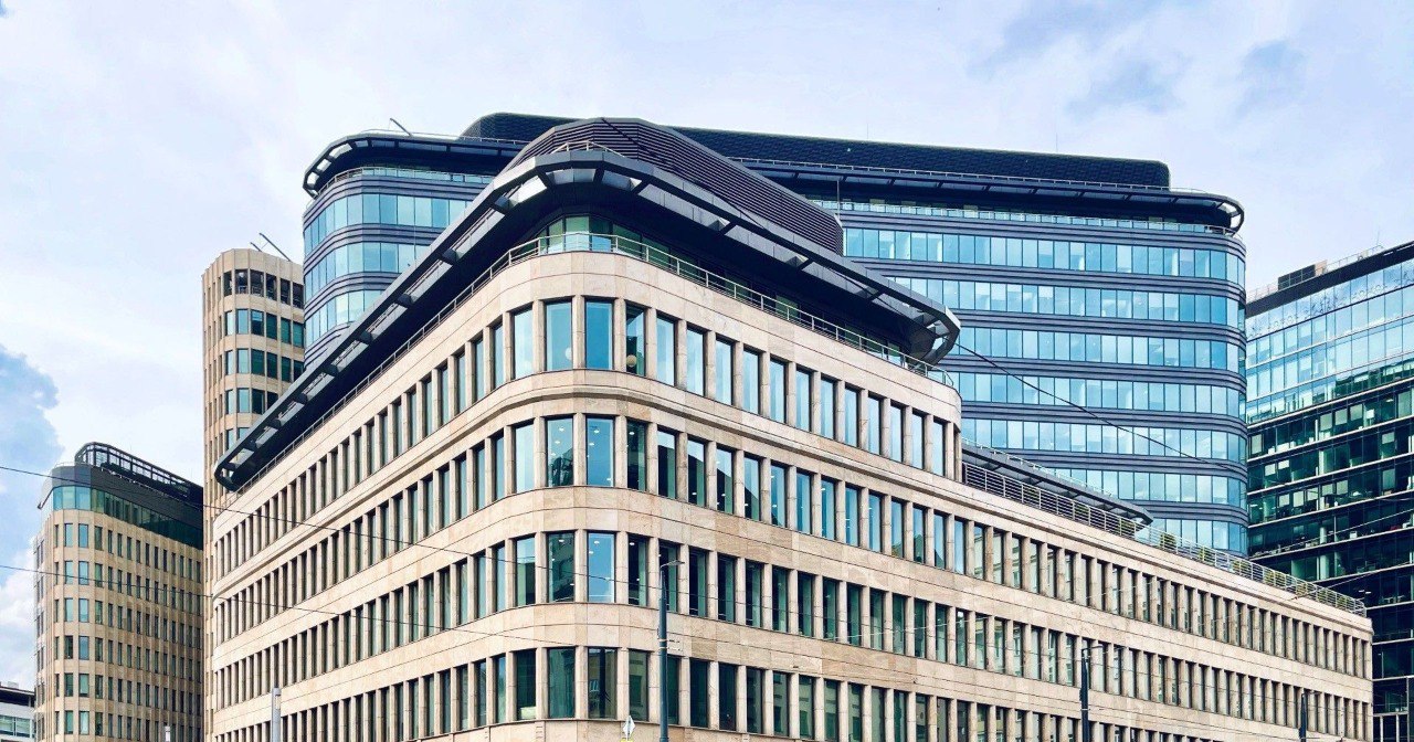 cre news Яндекс переезжает в Белую площадь Яндекс закрыл сделку по аренде 20 тыс кв м офисных площадей в деловом комплексе Белая площадь в районе Белорусского вокзала Арендодатель УК Современные фонды недвижимости Подробнее   cre ru news 100829