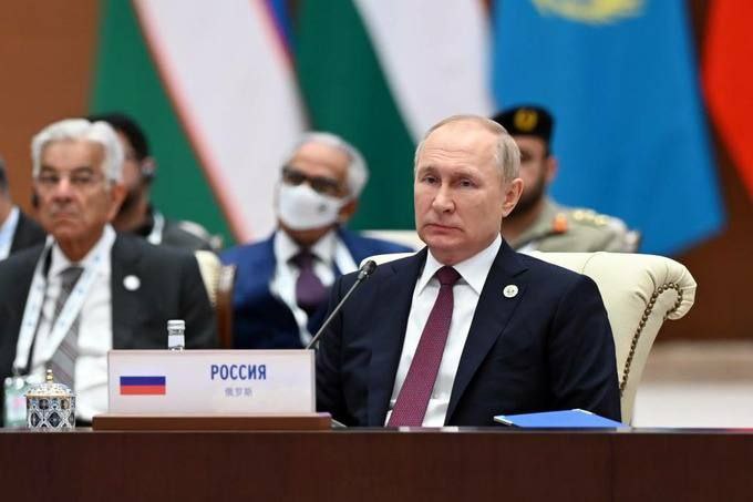 На рассмотрении в ШОС находятся около 10 заявок от стран на присоединение в качестве наблюдателя или диалогового партнера Путин