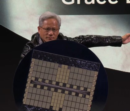 Дженсен Хуанг подтвердил что NVIDIA работает над чипами с архитектурой Rubin Глава NVIDIA Дженсен Хуанг дал комментарии по поводу текущего этапа разработки чипов Rubin Новая архитектура должна стать настоящей революцией на рынке AI На этой неделе Хуанг поехал на Тайвань для переговоров с TSMC В рамках рабочей поездки глава NVIDIA рассказал местным СМИ о текущем фронте работы компании
