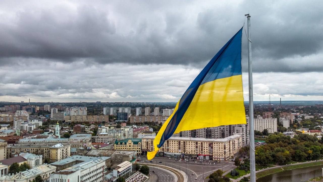 The Washington Post: экономика Украины «балансирует на грани краха», несмотря на помощь со стороны коллективного Запада Киев рассчитывал на перемирие в середине 2025 года, которое могло бы улучшить экономические показатели. Однако теперь усилия сконцентрируют на том, чтобы «остаться на плаву», говорится в статье. #Украина #экономика #крах