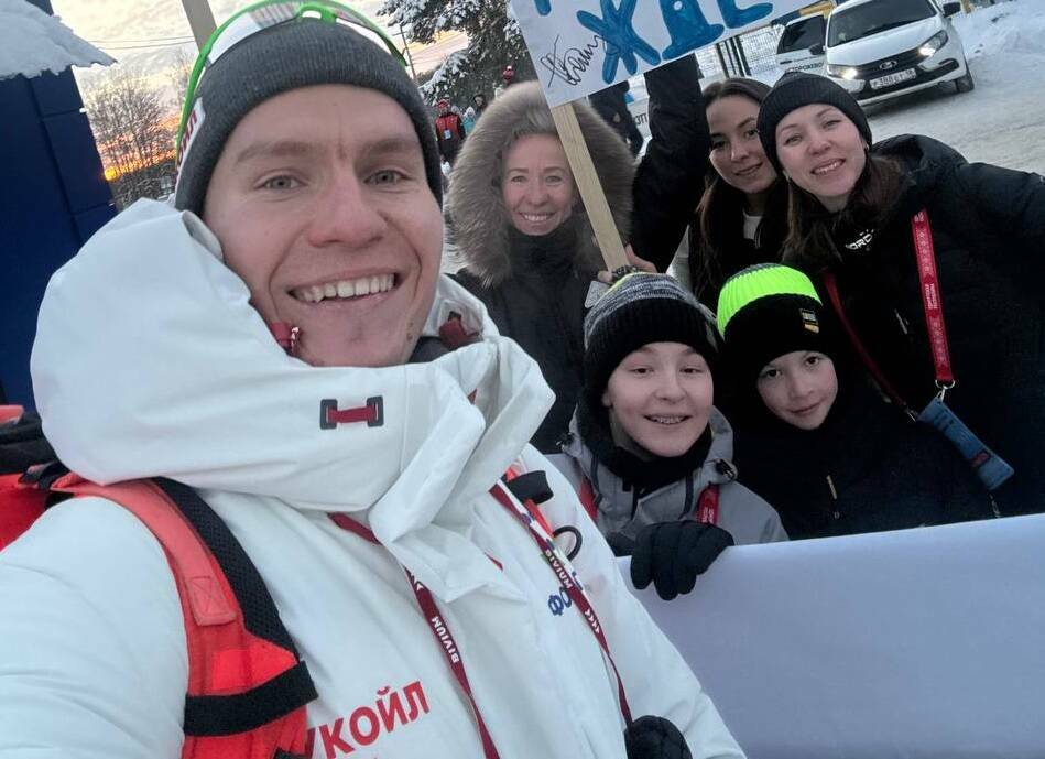 Большунов не выступит на пятом этапе Кубка России по лыжным гонкам в Кирово Чепецке Трехкратный олимпийский чемпион Александр Большунов не выступит на пятом этапе Кубка России по лыжным гонкам который проходит в эти дни в Кирово Чепецке Об этом сообщил корреспондент Матч ТВ Андрей Романов у себя в телеграм канале Саша Большунов к сожалению не выступит на Кубке России в Кирово Чепецке написал Романов у себя в соцсетях Читать полностью