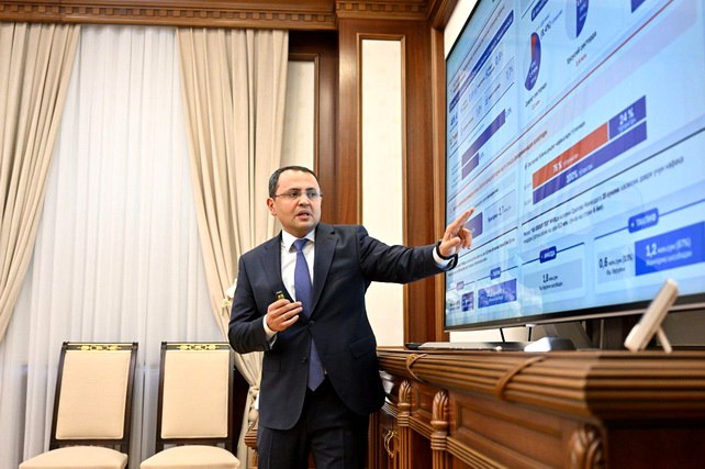 Президент Мирзиёев одобрил реформу системы социального страхования Президент Узбекистана Шавкат Мирзиёев 29 октября ознакомился с презентацией предложений по совершенствованию системы социального страхования   English O zbek tilida Ўзбек тилида На русском iOS Android