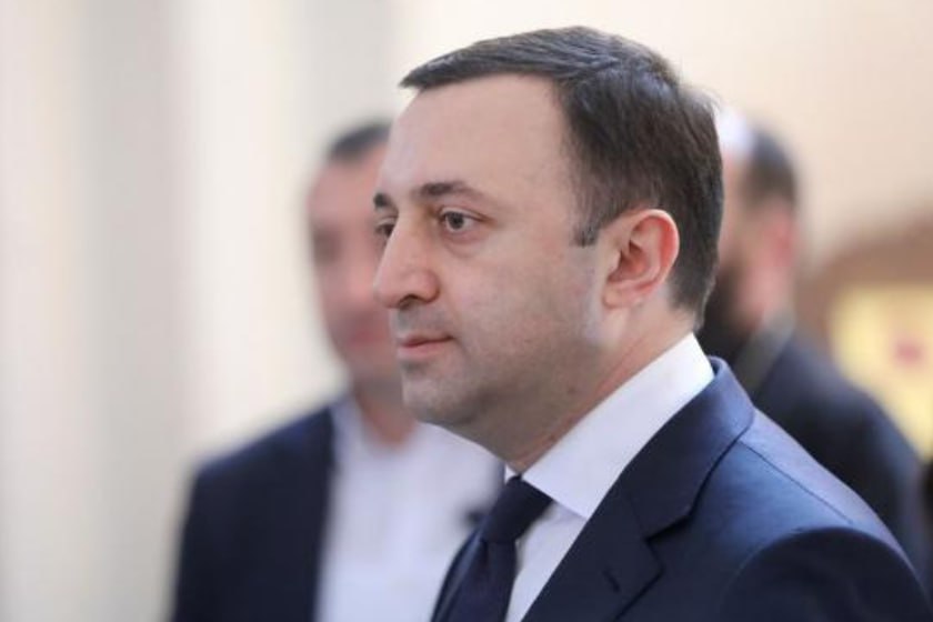 Экс премьер Грузии Ираклий Гарибашвили будет приговорен к 5 годам тюрьмы Он подписал соглашение о признании вины сообщает Генпрокуратура Также Гарибашвили оштрафован на миллион лари и обязан передать государству деньги полученные им в результате преступной деятельности а также деньги изъятые при обыске его дома Sputnik Грузия Telegram Сайт VK OK Дзен MAX